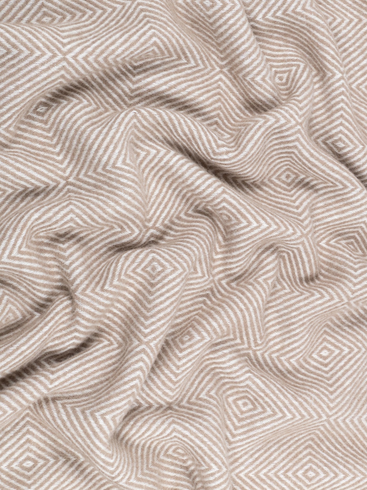 Alpine Sanctuary Blanket - Diamond Graze