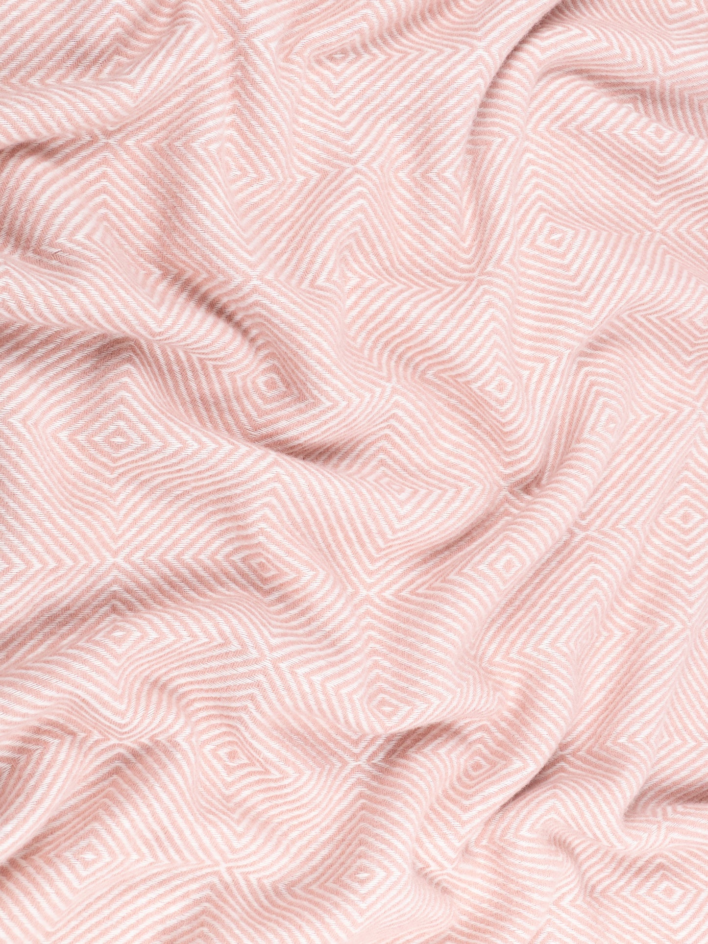 Alpine Sanctuary Blanket - Diamond Graze